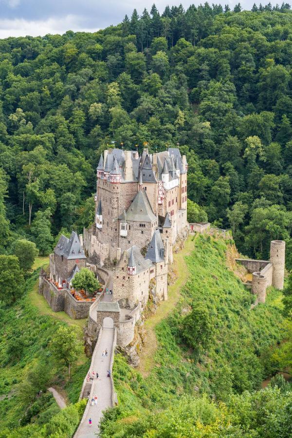 Hotel Zur Post Mulheim an der Mosel Dış mekan fotoğraf