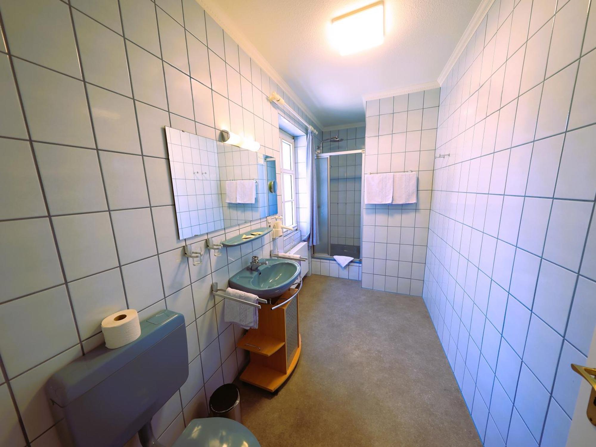 Hotel Zur Post Mulheim an der Mosel Dış mekan fotoğraf